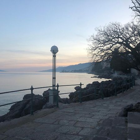 Artspace Location-Opatija-3 Bedroom House With Rooftop Garden By Beach Екстер'єр фото