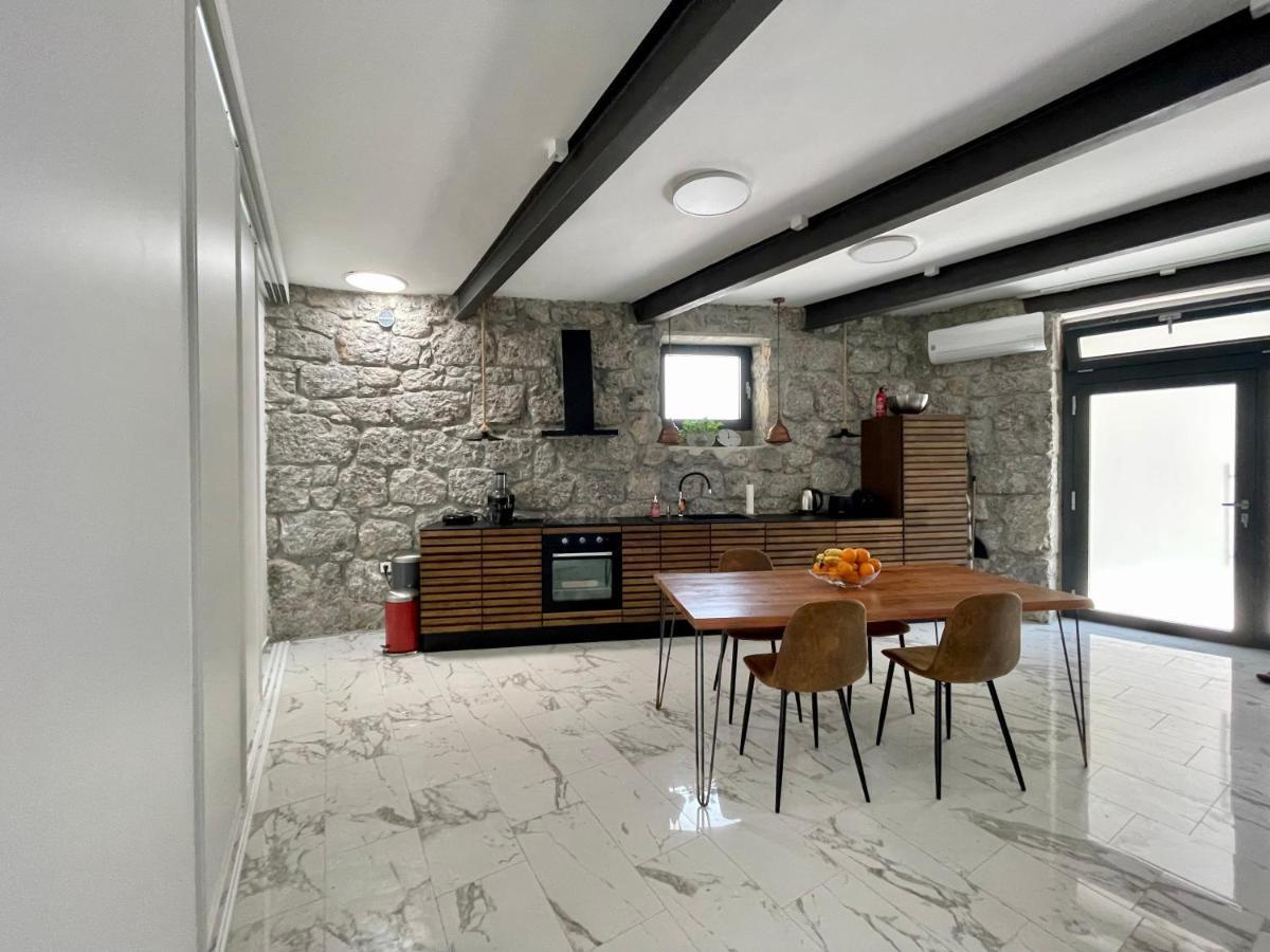 Artspace Location-Opatija-3 Bedroom House With Rooftop Garden By Beach Екстер'єр фото