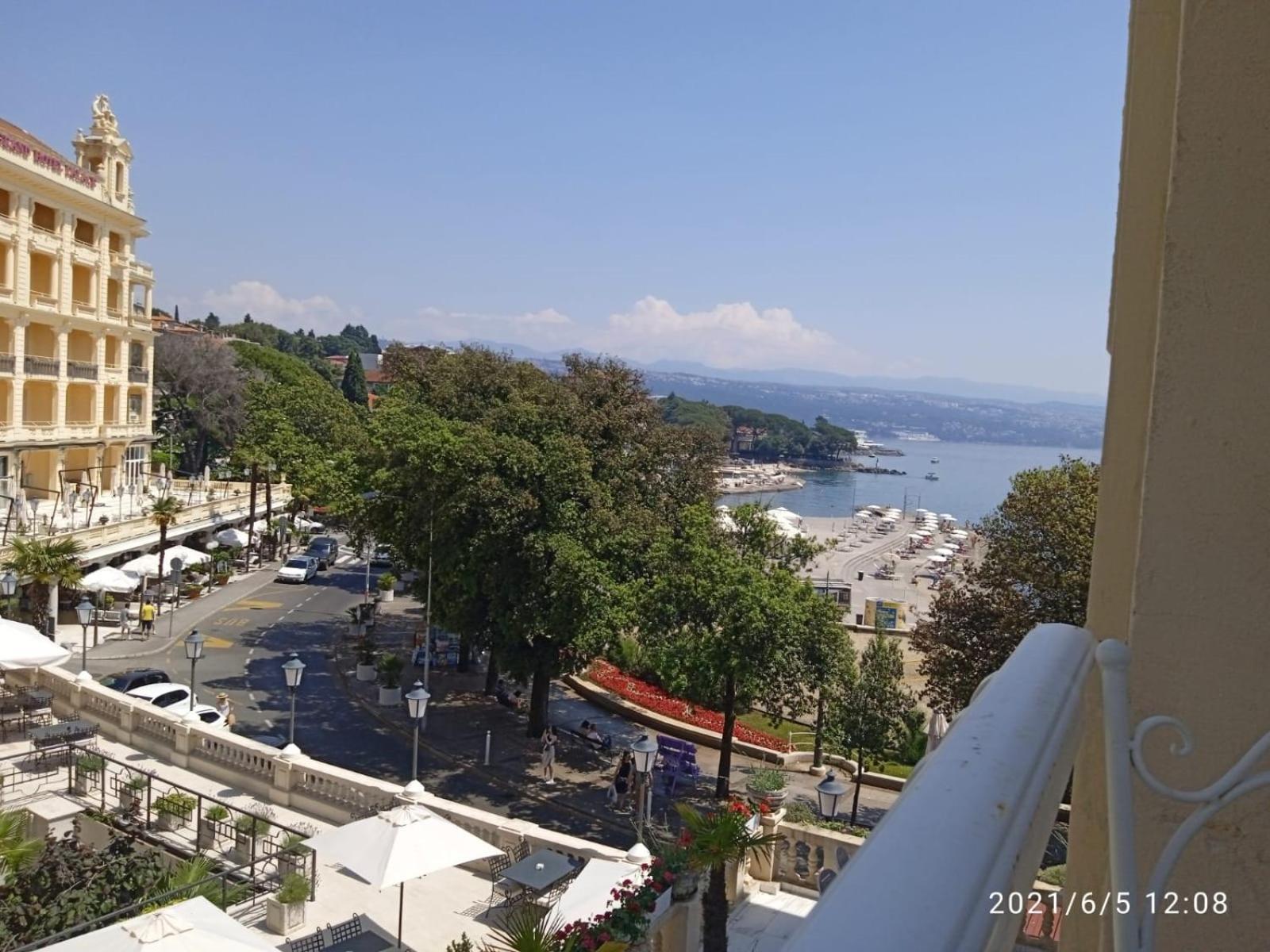 Artspace Location-Opatija-3 Bedroom House With Rooftop Garden By Beach Екстер'єр фото